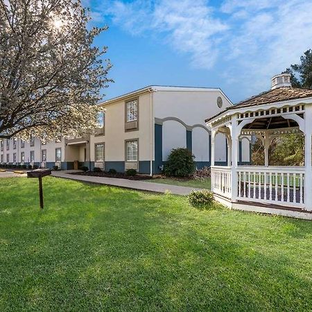 Quality Inn University Area Farmville Exterior foto